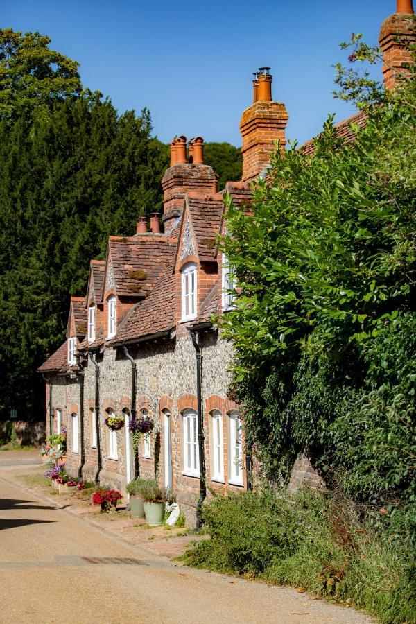 The Stag And Huntsman At Hambleden Bed & Breakfast Henley-on-Thames Dış mekan fotoğraf